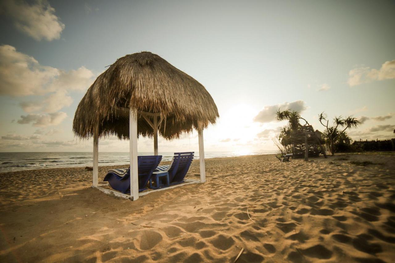 Amanta Beach Nilaveli Exterior photo